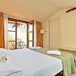 Albizi Vasari Apt 203